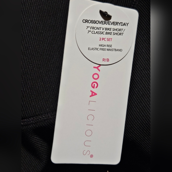 146- Yogalicious Black Women's Shorts - Picture 4 of 4